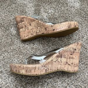 385 fifth heeled sandal wedges • I think these were 7.5
